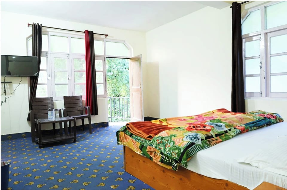 Superior Double Room, City View | In-room safe, soundproofing, free WiFi, bed sheets