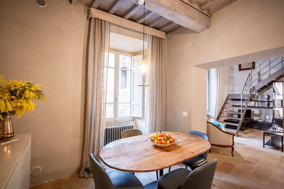 Furniture, Interior Design, Wall, Flooring, Wood, Floor, Ceiling, Room, Lighting, Home