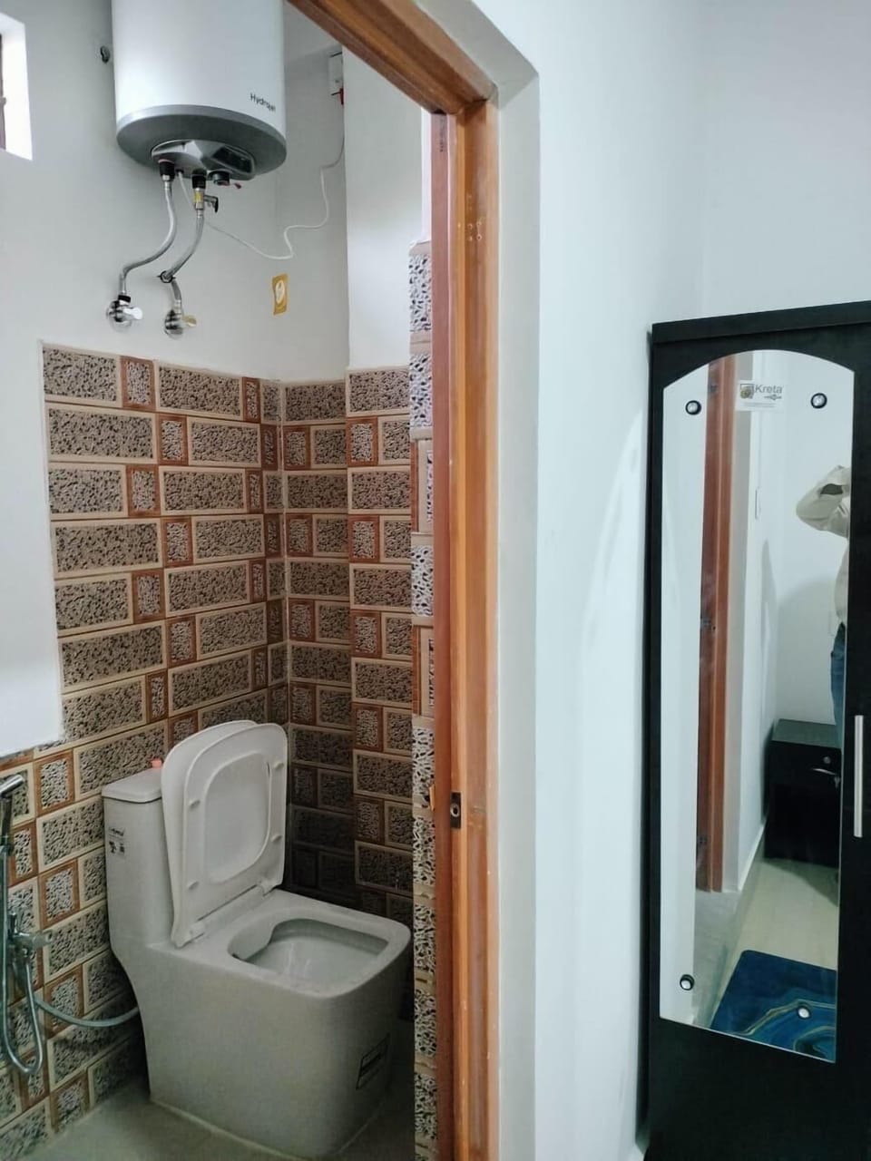 Standard Double Room | Bathroom