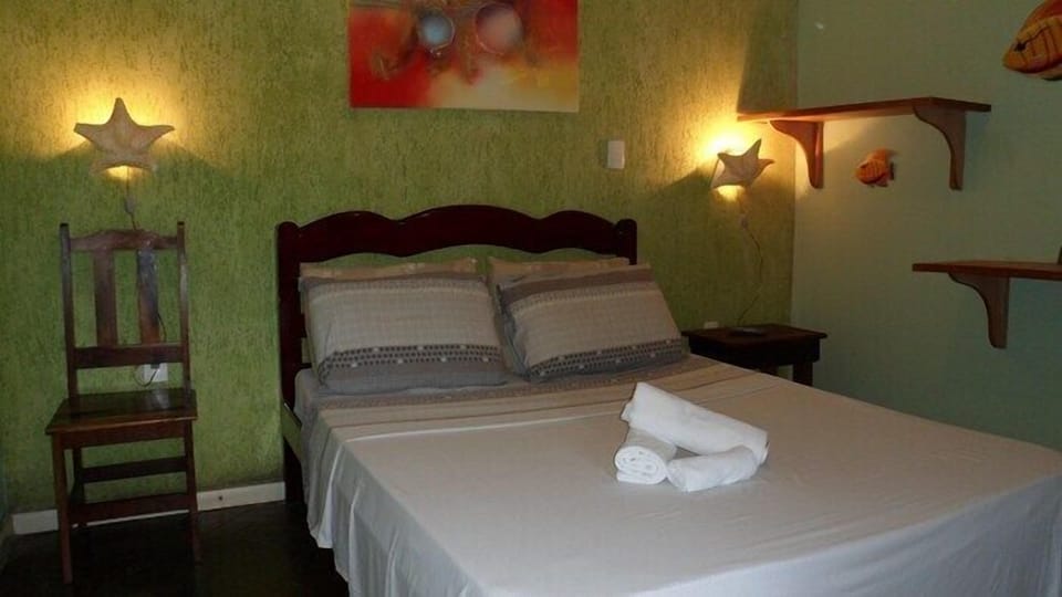 Individually decorated, free cribs/infant beds, rollaway beds, free WiFi