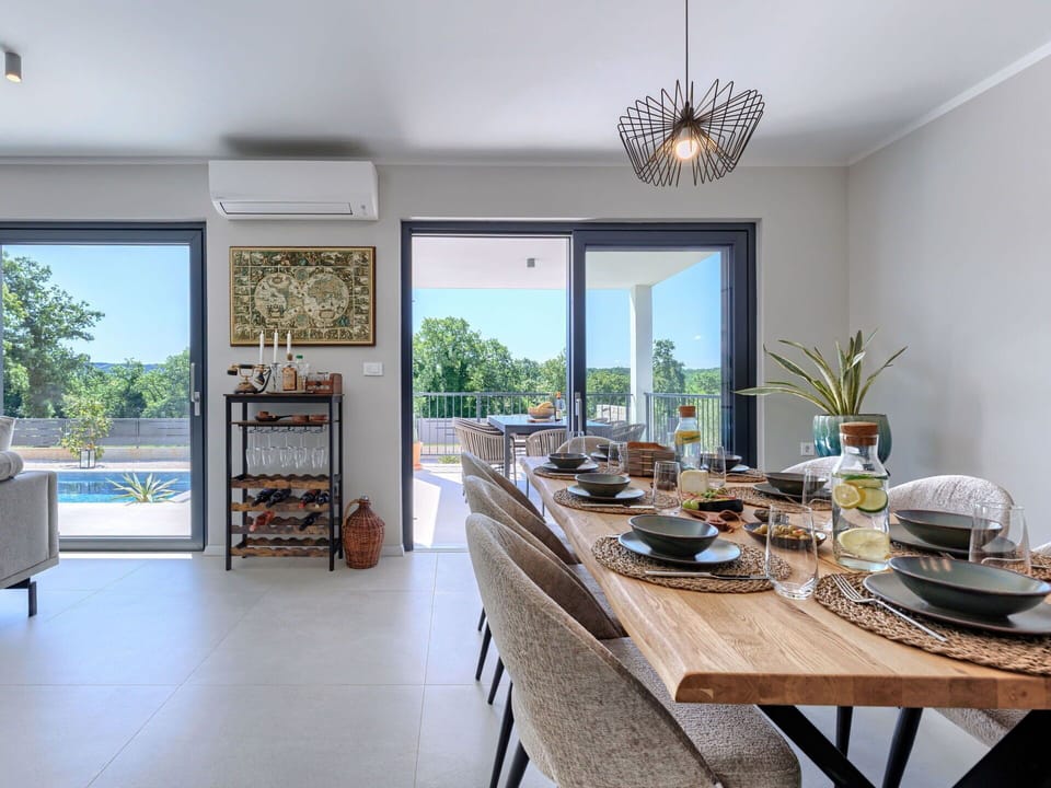 Furniture, Chair, Table, Outdoor Furniture, Outdoor Table, Porch, Kitchen & Dining Room Table, Balcony, Deck, Shade
