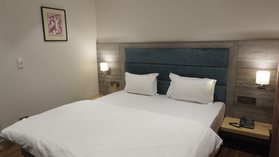 Luxury Double Room | Free WiFi