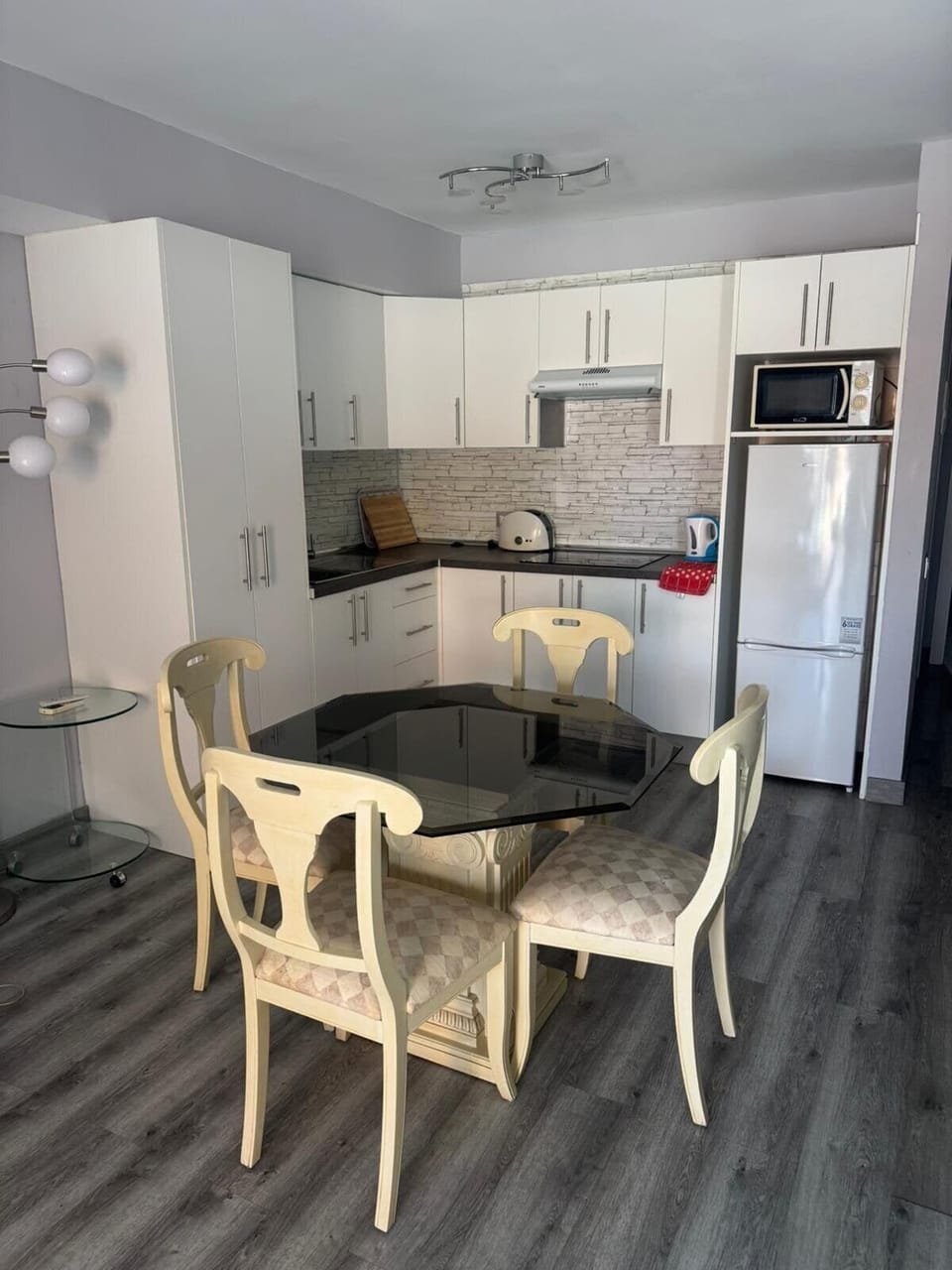 Apartment | Private kitchen | Fridge, microwave, oven, stovetop