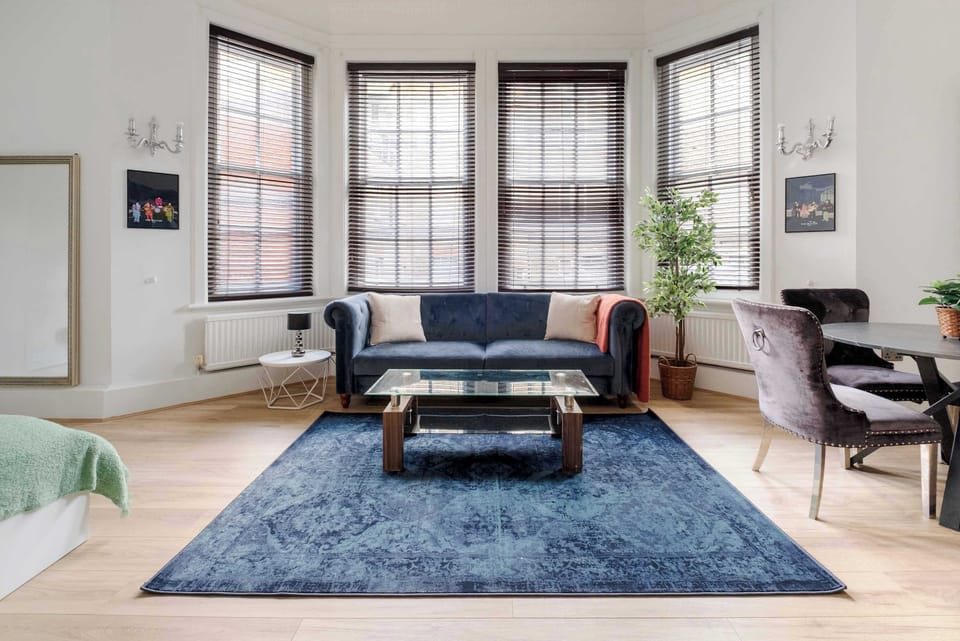 Studio | A beautifully designed studio apartment in the heart of Mayfair, Central London. The space offers all the essentials for a comfortable stay, including a 55-inch Smart TV perfectly positioned in front of the bed.