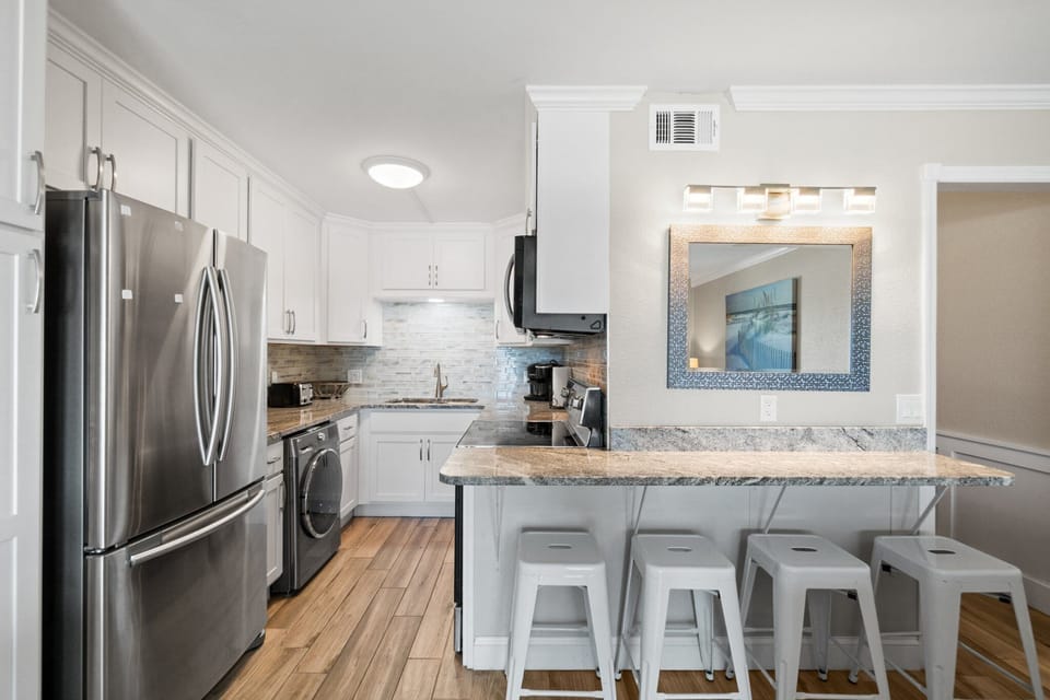 Kitchen and Bar Area