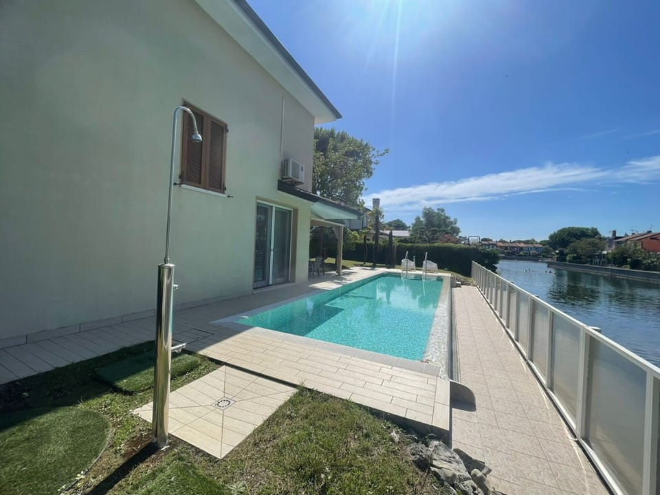 Villa, 4 Bedrooms, Private Pool, Garden View | Pool | Outdoor pool