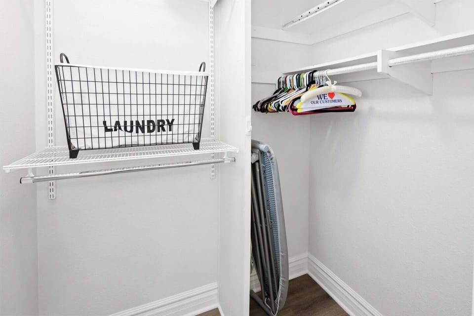 afea55ba-e1d2-4ab0-af9e-2cde40595c02