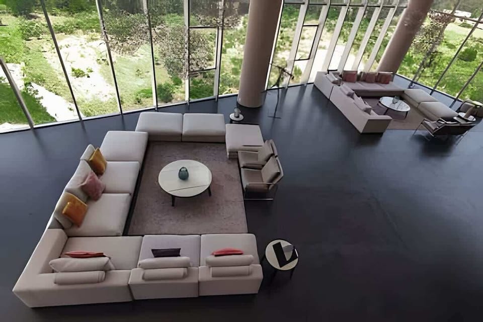 Shared lounge w/ city views