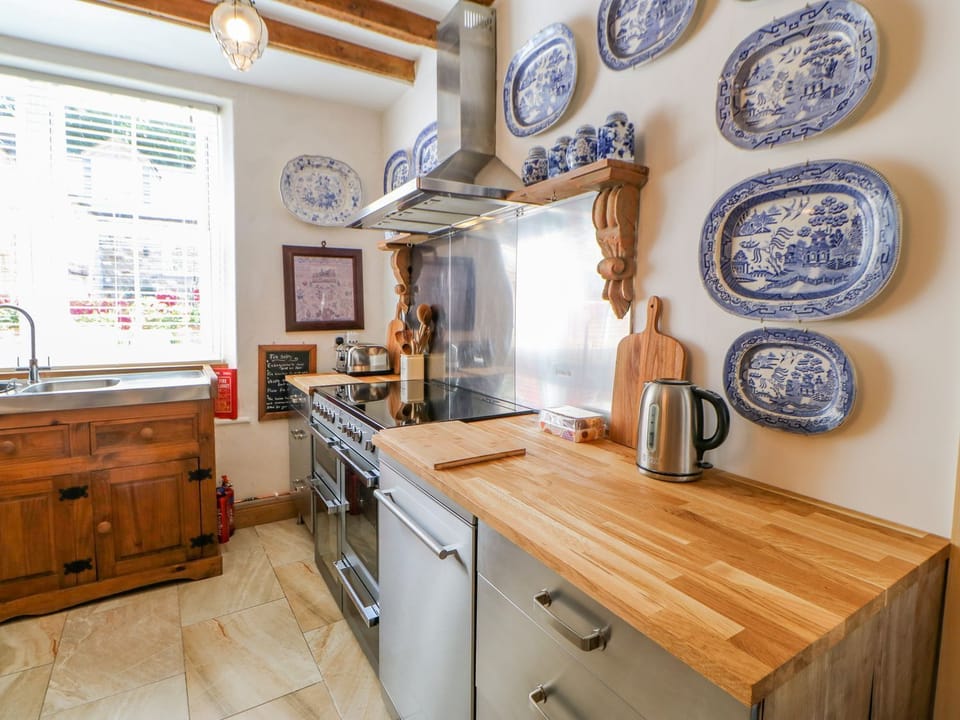 Fridge, microwave, dishwasher, electric kettle