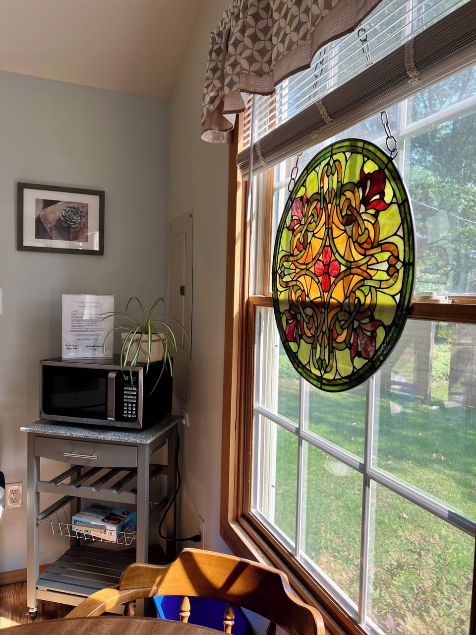 Stained glass decoration 