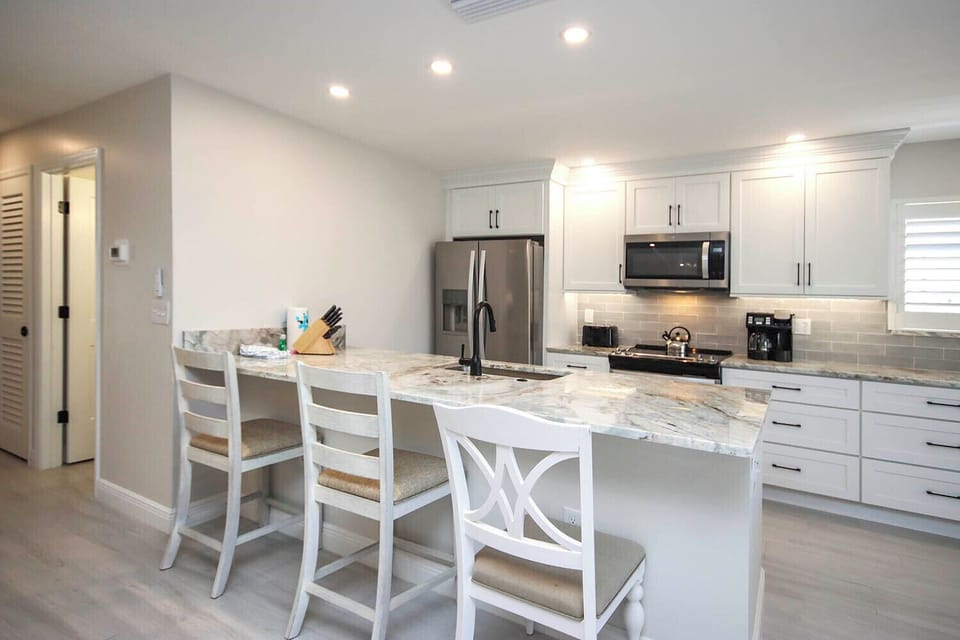 Breakfast Bar