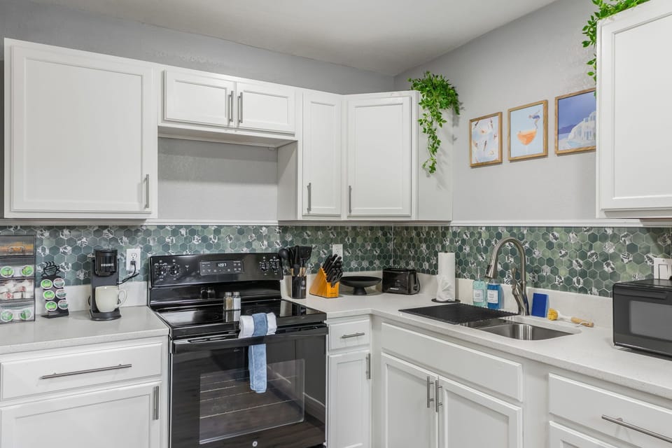 Oven and stove