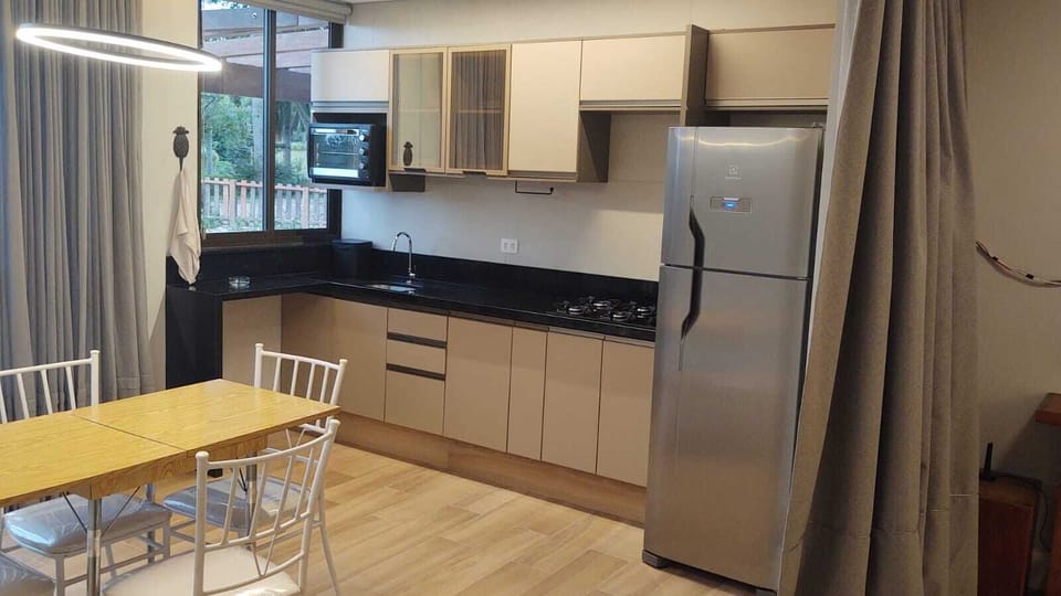 Premium Chalet, Lake View | Private kitchen