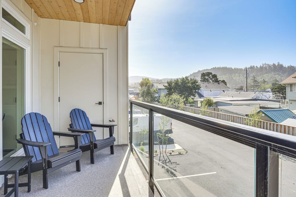 Balcony | Mountain Views