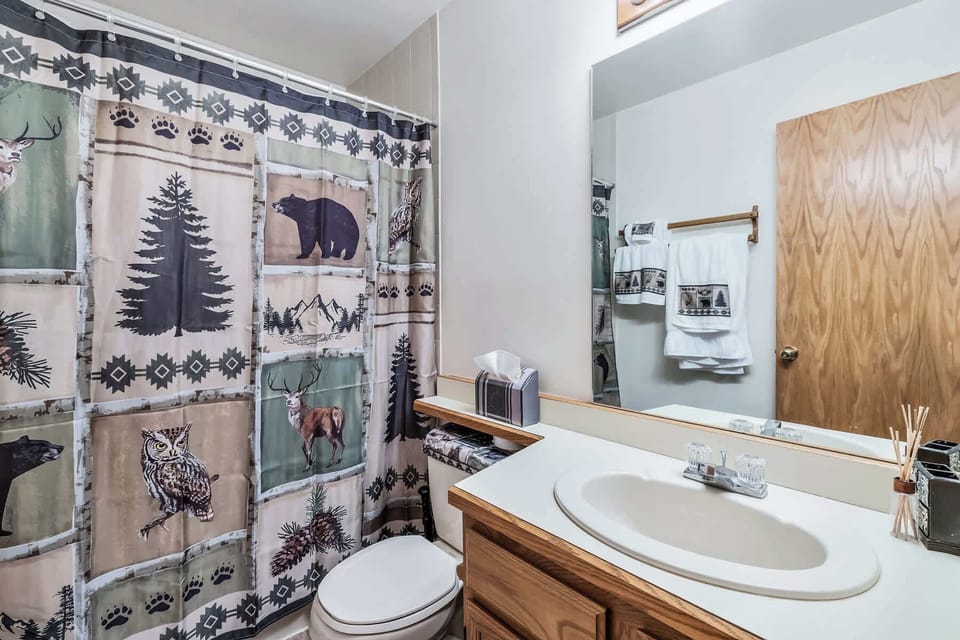Trail Ridge Retreat Sleeps 8 Apartment in Edwards