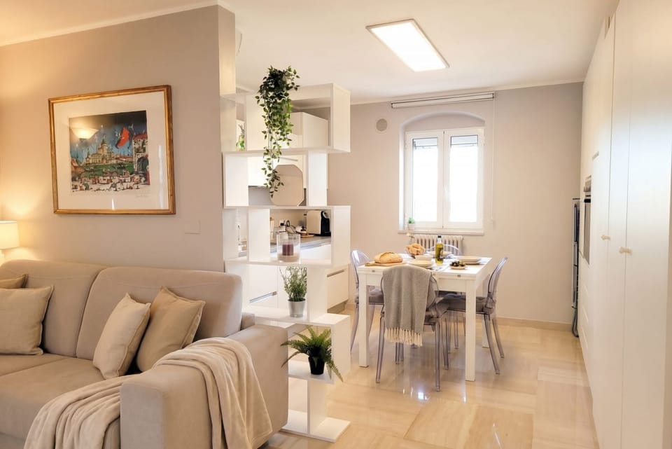 Bianca - Luxury Penthouse Apartment in Bari