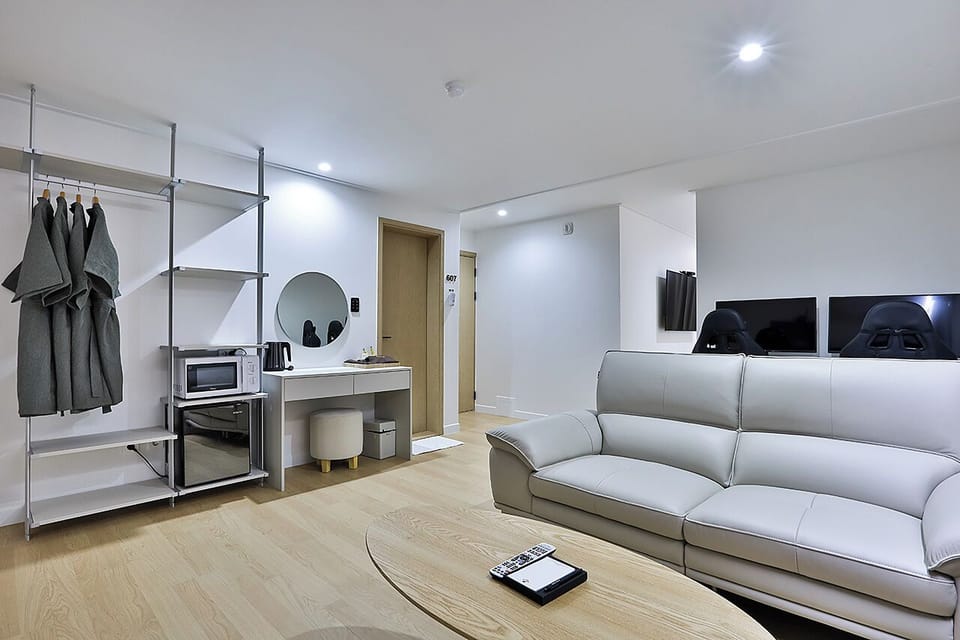 Suite | Free WiFi