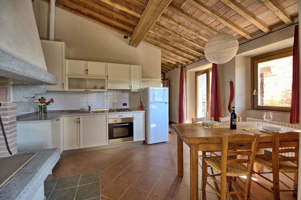 Dining Room, Kitchen