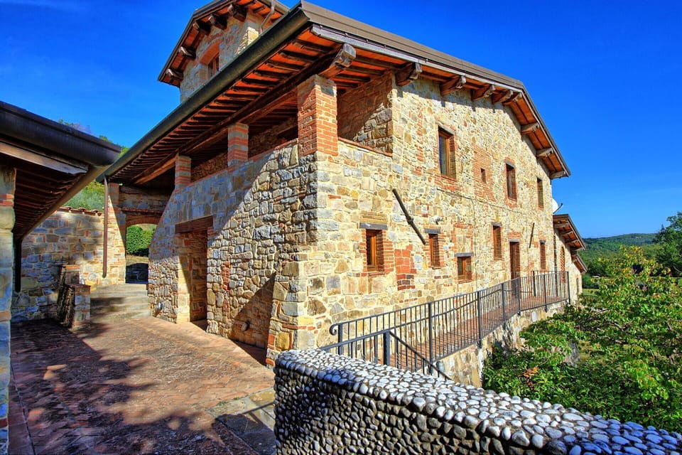 Building Exterior, Outdoor