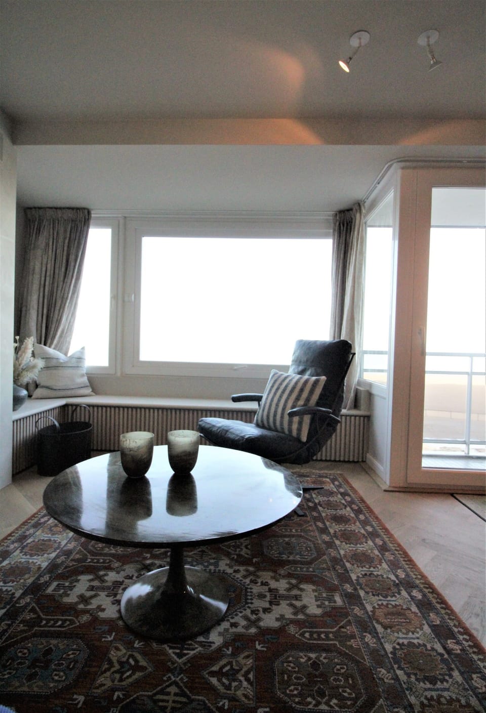 Apartment | Dining