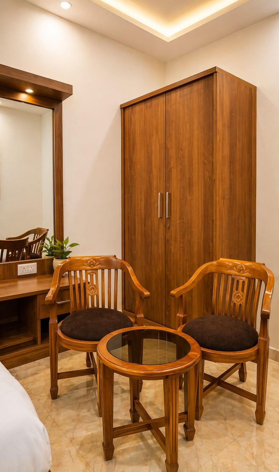 Deluxe Studio Suite, City View | In-room safe, soundproofing, free WiFi, bed sheets