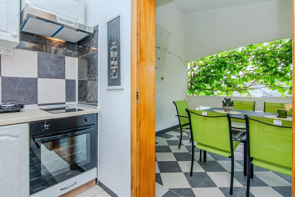Standard Apartment, Balcony, Garden View | Terrace/patio
