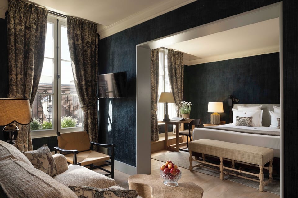 Comfort Suite, Balcony, City View | In-room safe, soundproofing, iron/ironing board, free WiFi