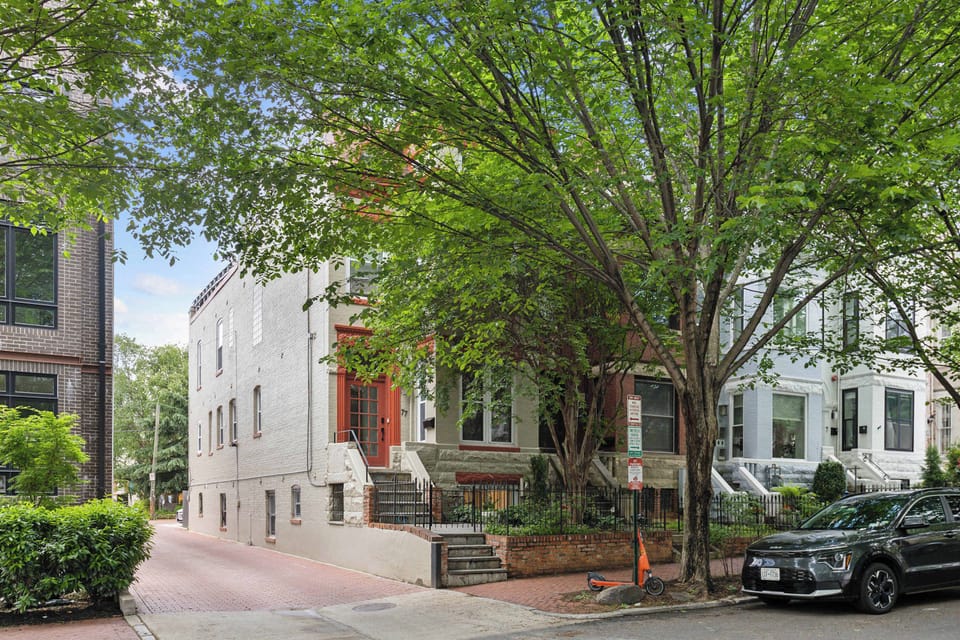 Welcome to Bloomingdale, a beautiful, historic neighborhood in DC close to everything!