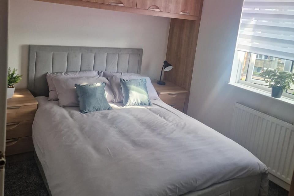 House | 2 bedrooms, iron/ironing board, free WiFi, bed sheets