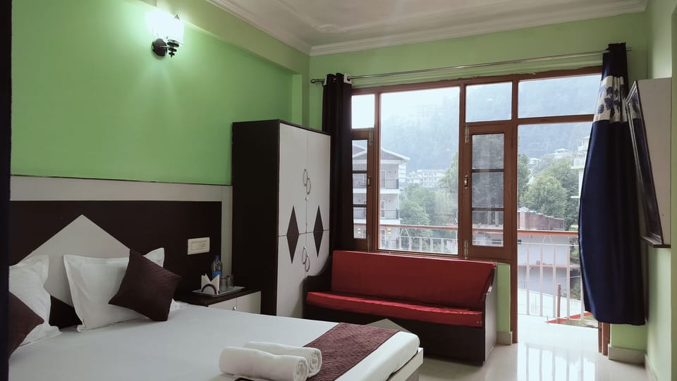 Deluxe Double Room, Hill View
