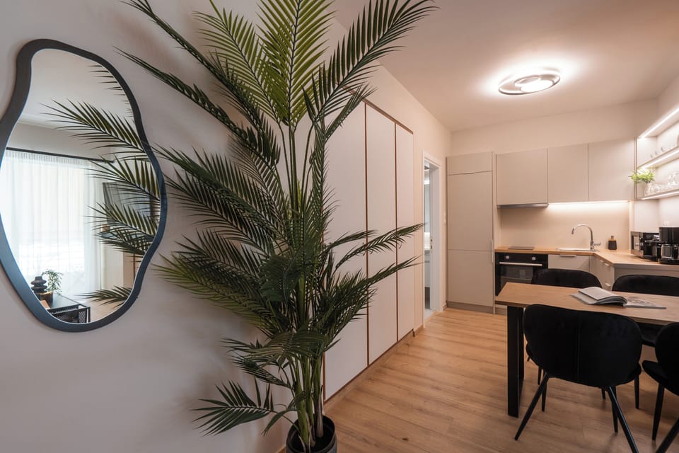 Design Apartment, City View | Private kitchen | Full-size fridge, microwave, oven, stovetop