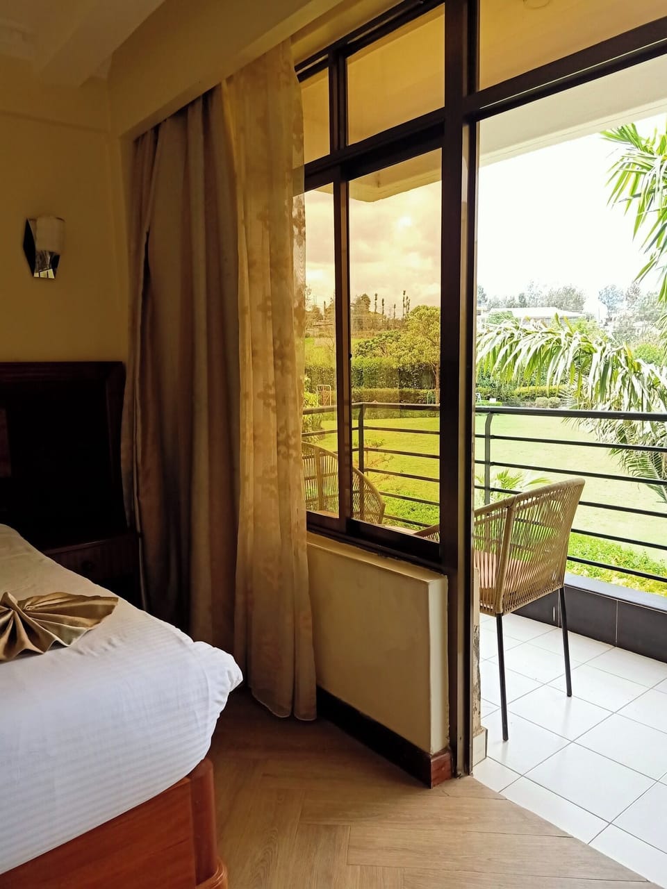 Executive Single Room, Garden View | Free WiFi, bed sheets