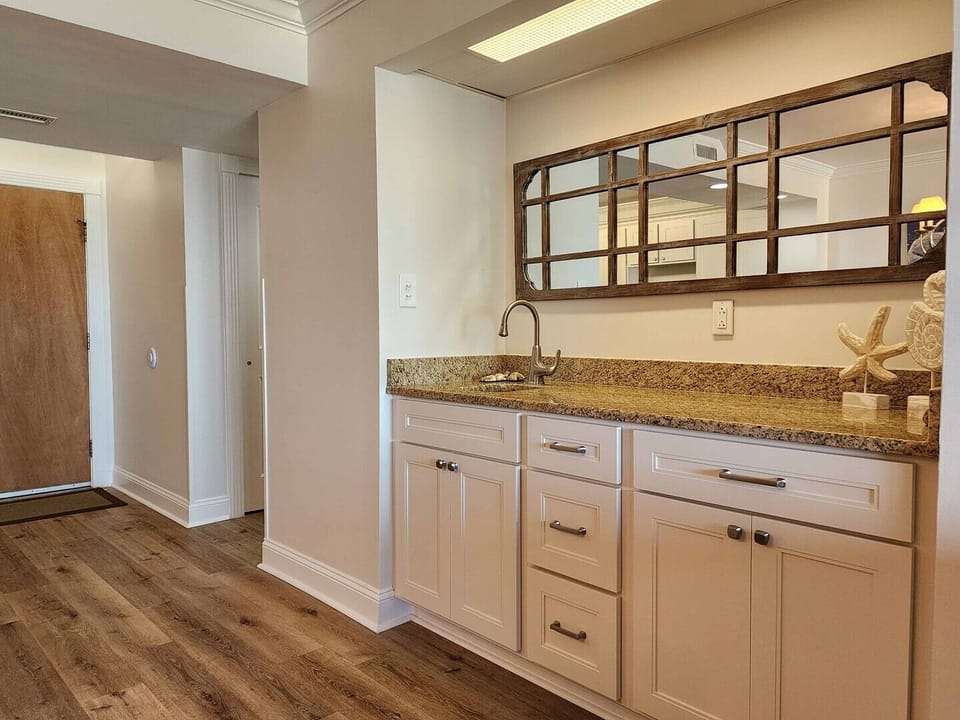 Wet Bar