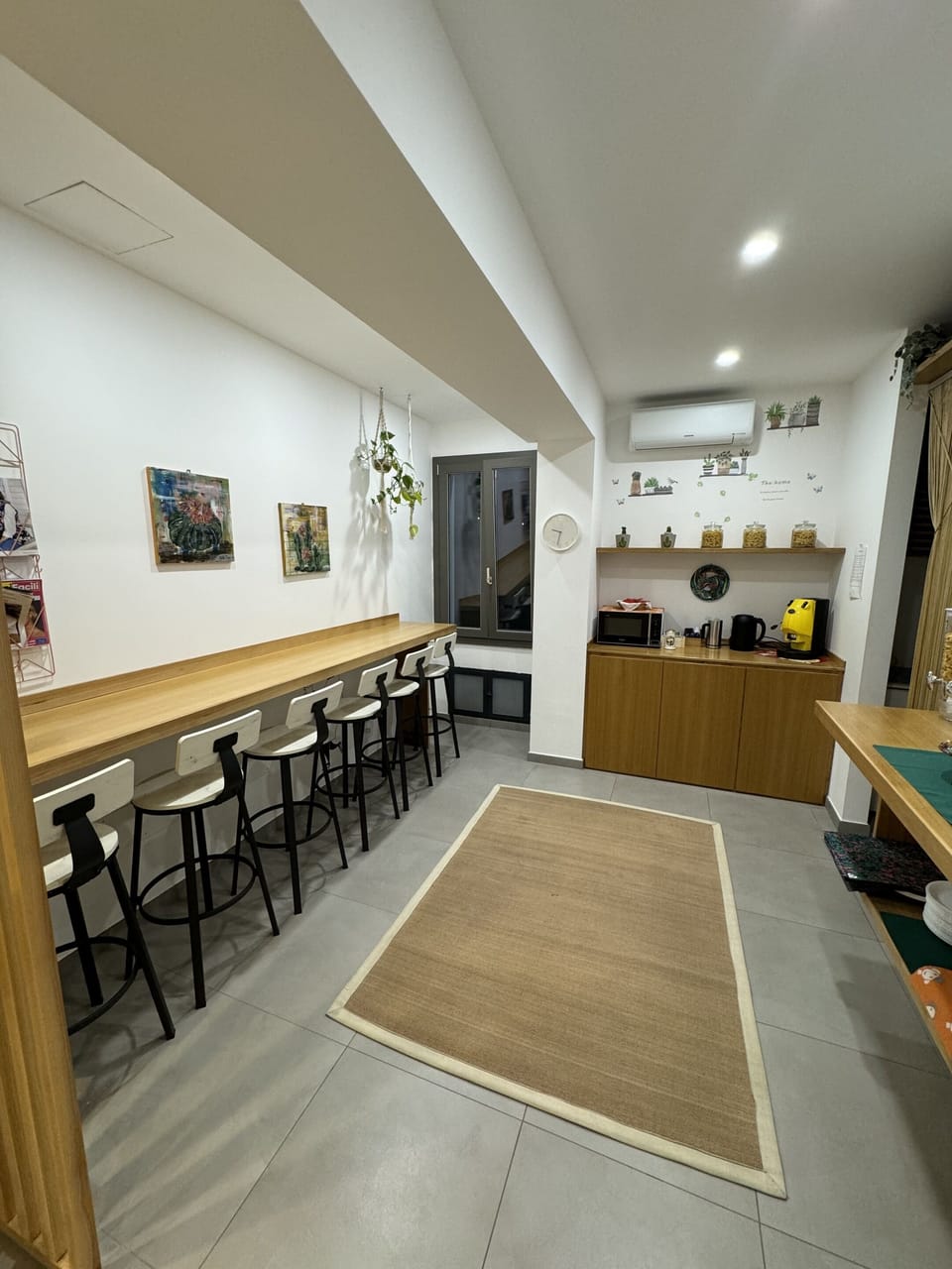 Superior Double Room, Ensuite (Camera Blue) | Dining