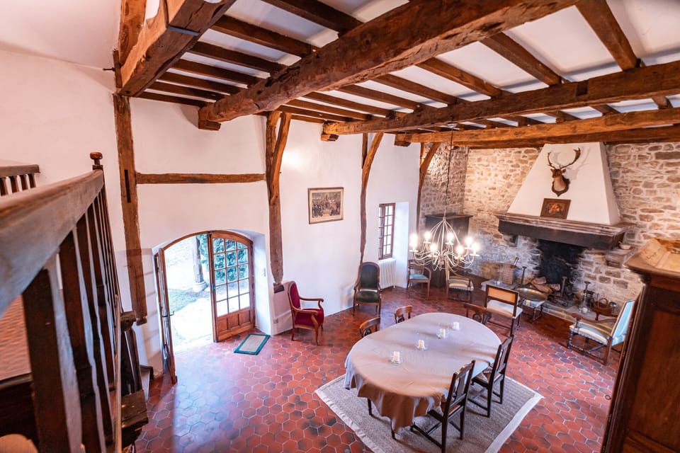 Dining room with table - Fireplace - Mezzanine with lounge area and office space
