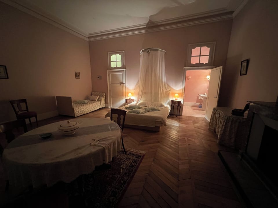 Deluxe Double Room, Garden View (Bonamour) | Bathroom | Slippers