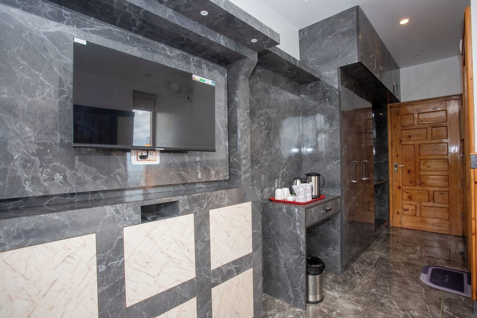 Premium Mountain view with Balcony | Bathroom | Shower, bidet, towels, soap