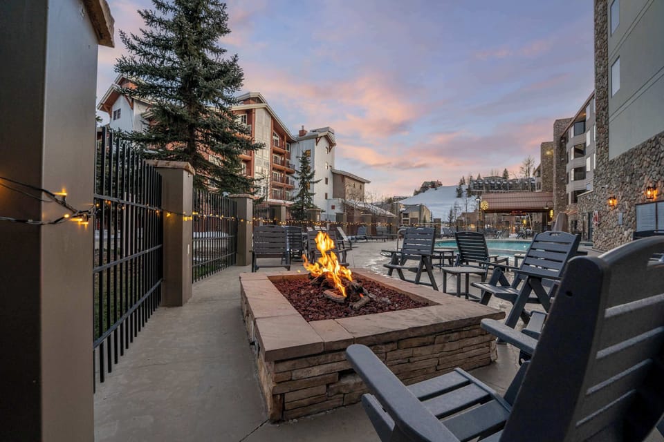 Seasonal outdoor fireside seating. | Listed with @BookTraverse