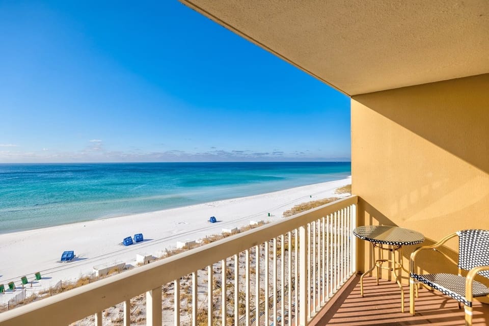 Condo, 1 Bedroom | Property grounds