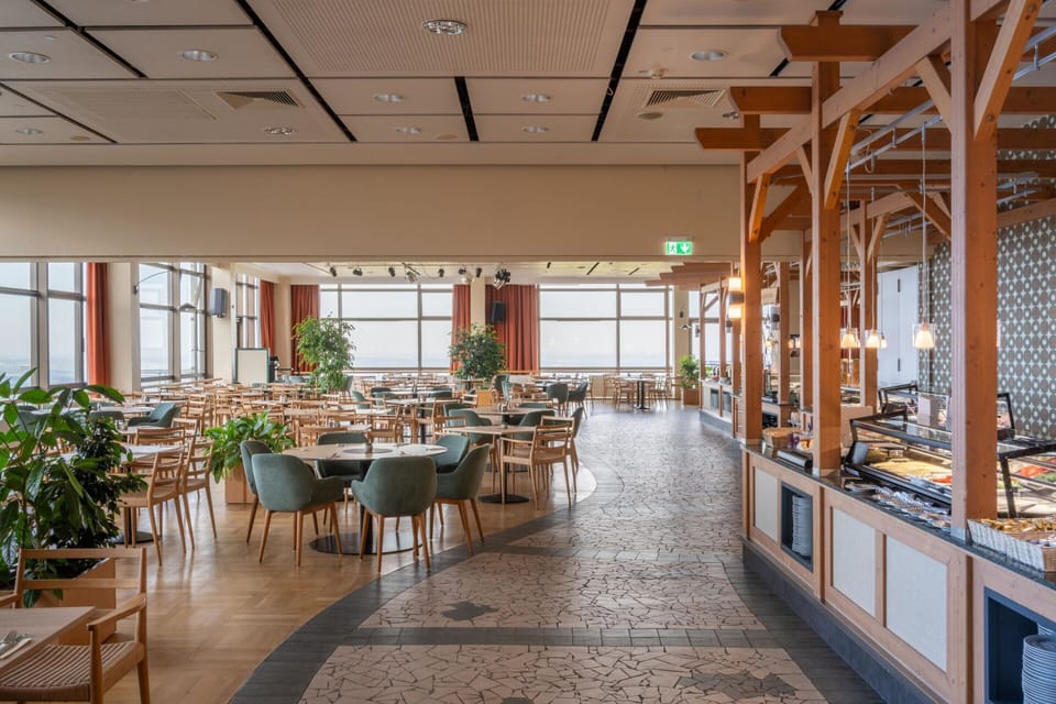 Apartment | Dining