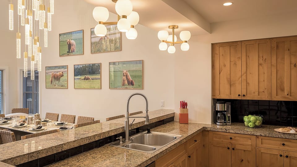 Kitchen, Main Level