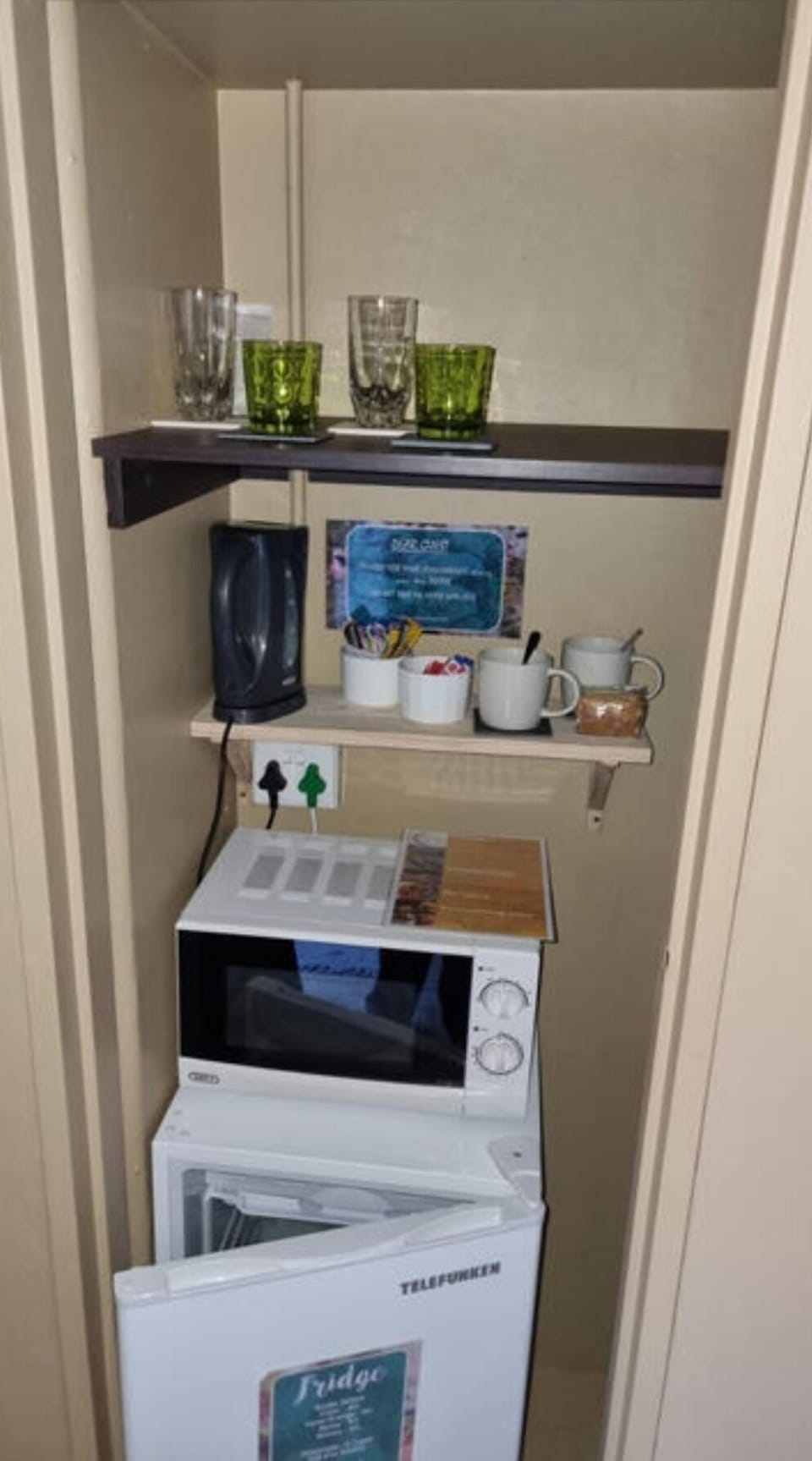 Business Single Room, 1 Double Bed, Private Bathroom, Garden View | Premium bedding, down comforters, pillowtop beds, desk