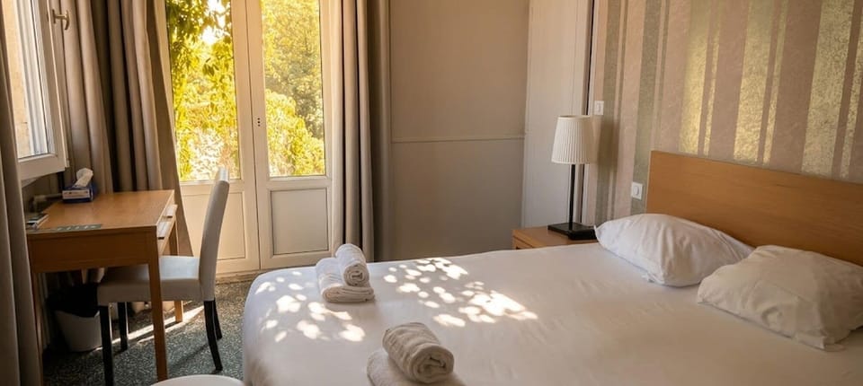 Classic Double Room | Premium bedding, desk, blackout drapes, soundproofing
