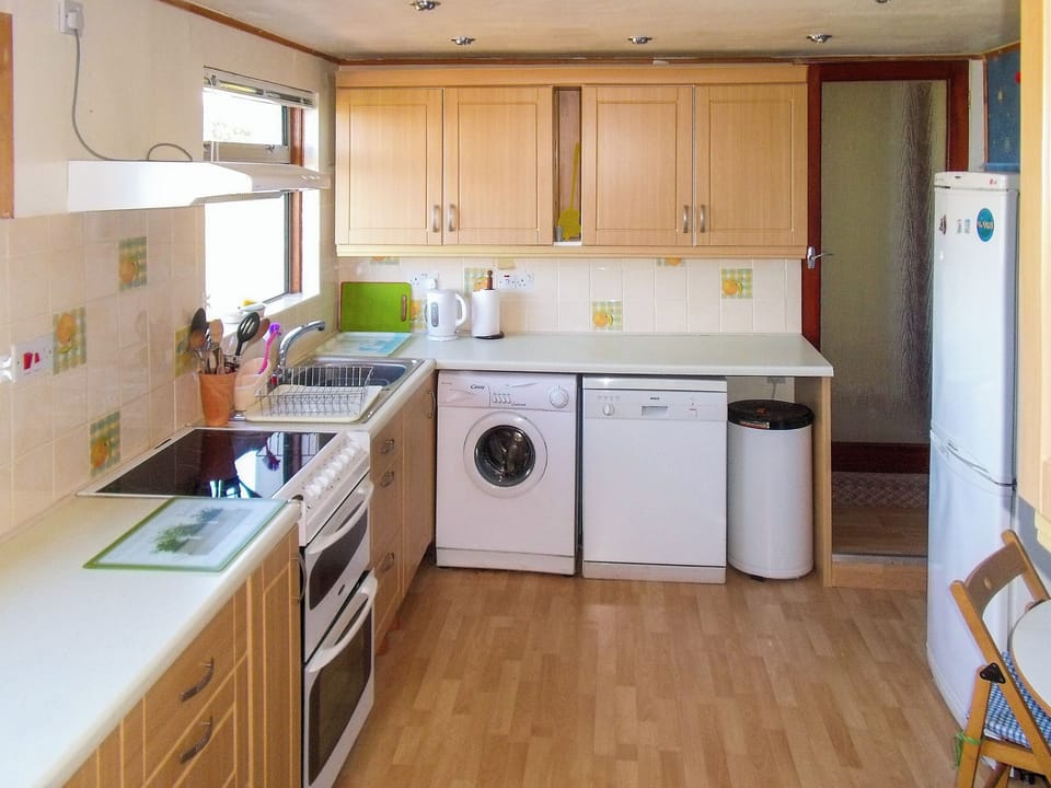 Kitchen | Dunrigh Cottage, Blackwaterfoot