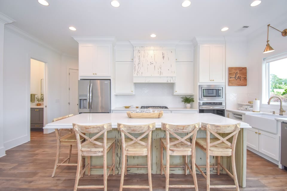 Kitchen With Seating