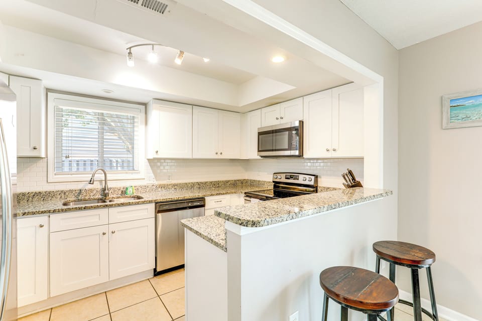 Kitchen | Cooking Basics | Drip Coffee Maker | Blender