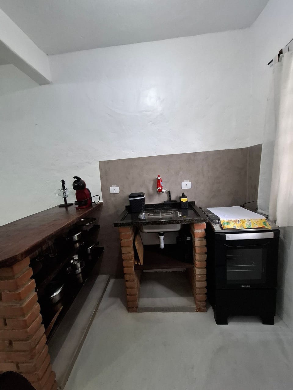 Chalet, 1 Bedroom, Non Smoking, Garden Area | Private kitchen | Espresso maker, coffee/tea maker, fridge, oven