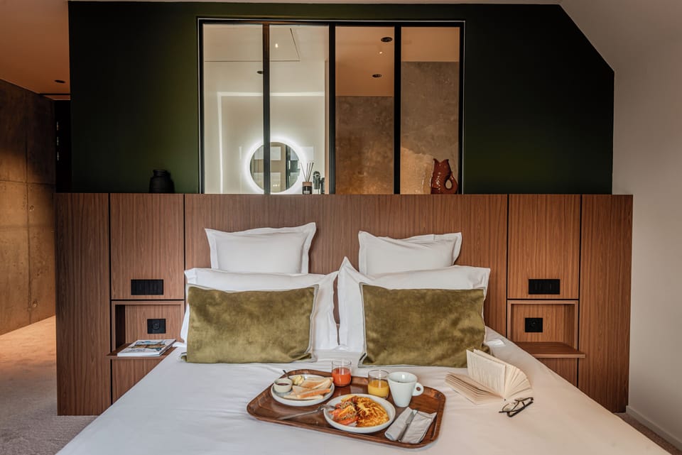 Deluxe Room, Partial Sea View | Premium bedding, laptop workspace, blackout drapes, soundproofing