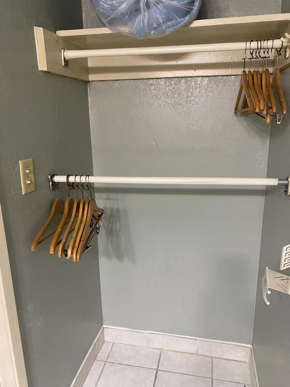 Accessible Room | Wardrobe