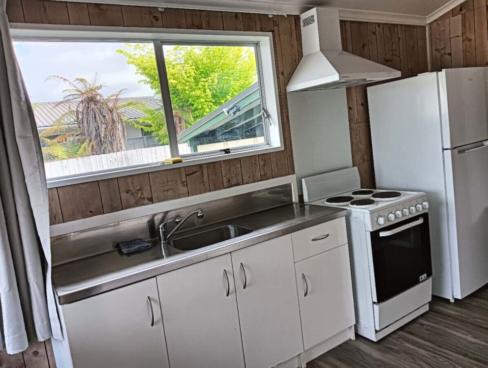 House | Private kitchen | Electric kettle, toaster